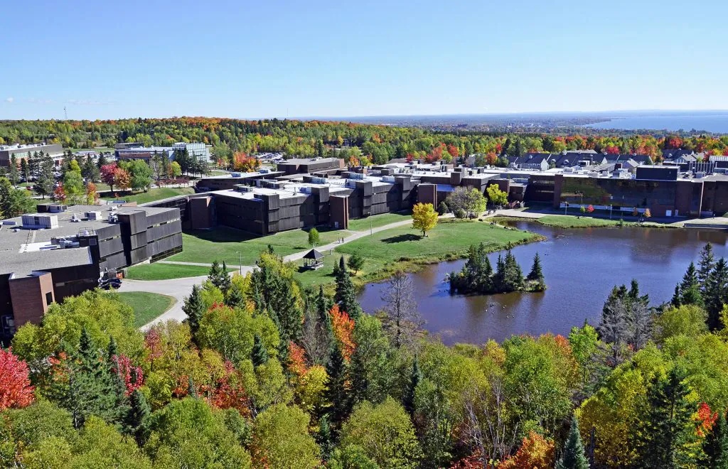 best-colleges-in-ontario