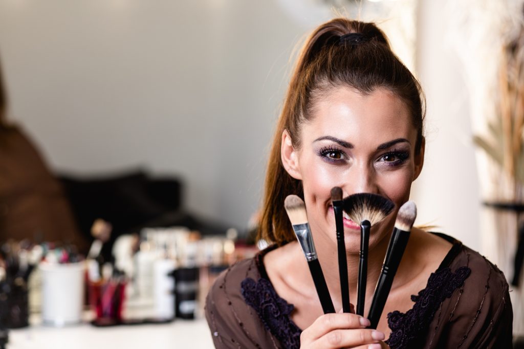 canadian-beauty-school